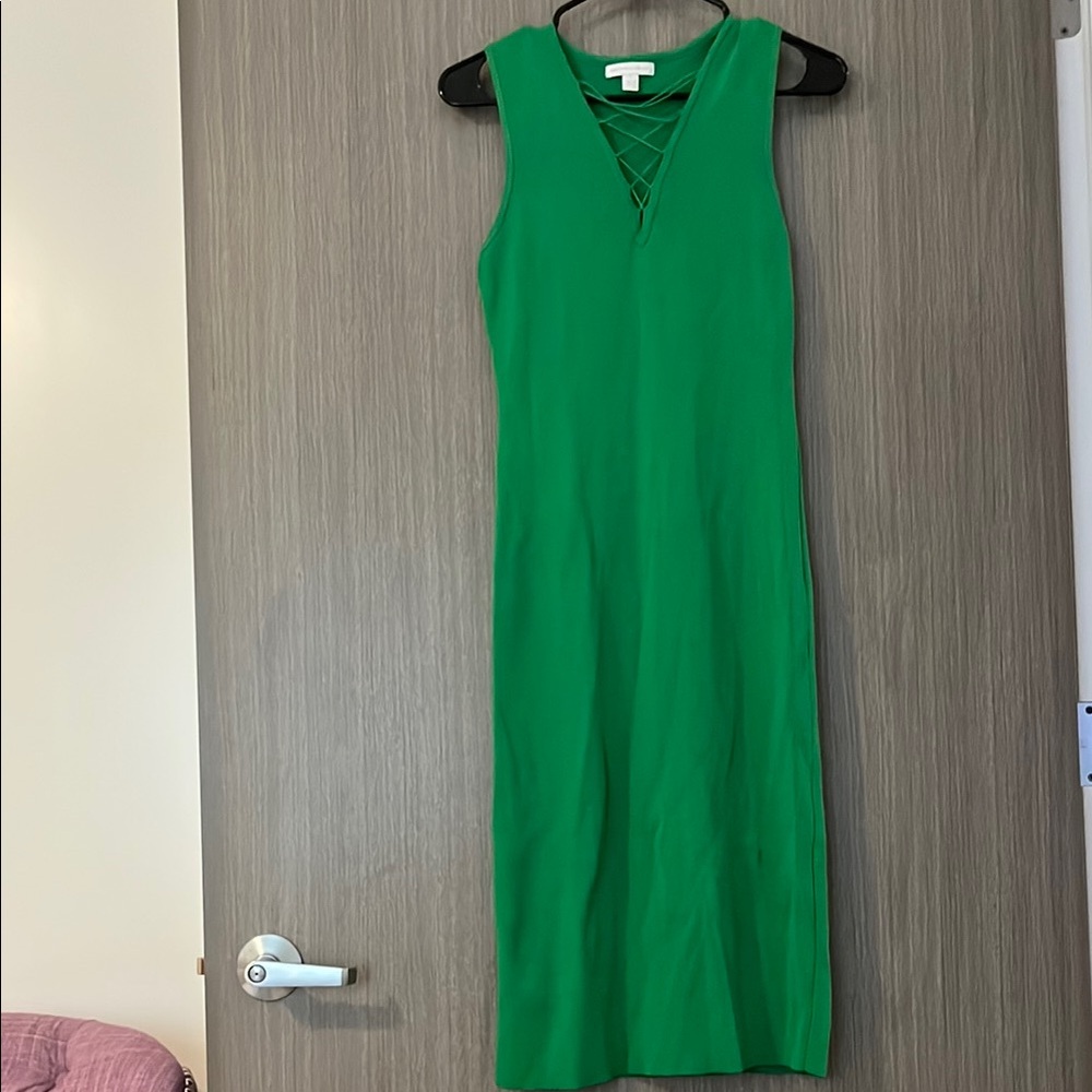 New York & Company Green Sheath Midi Dress V-Neck Sleeveless